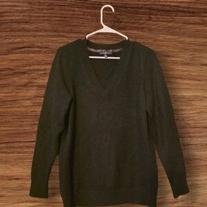 GAP Elegant Black V-Neck Sweater